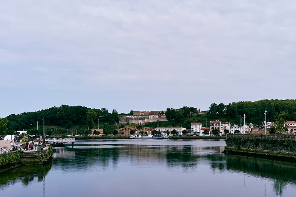 Bayonne