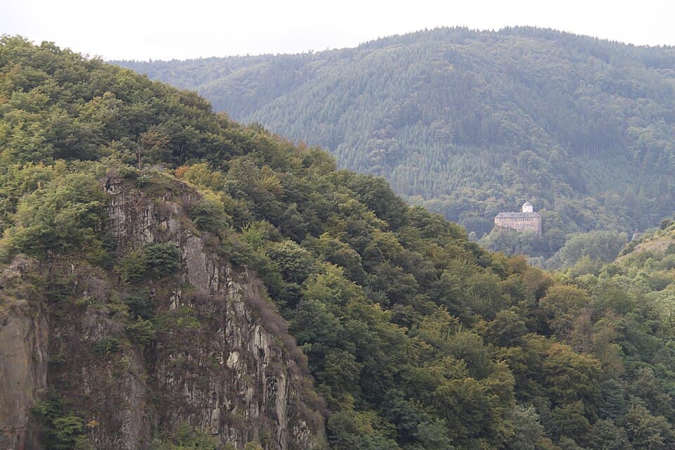 Titik Pandang Rotweinwanderweg