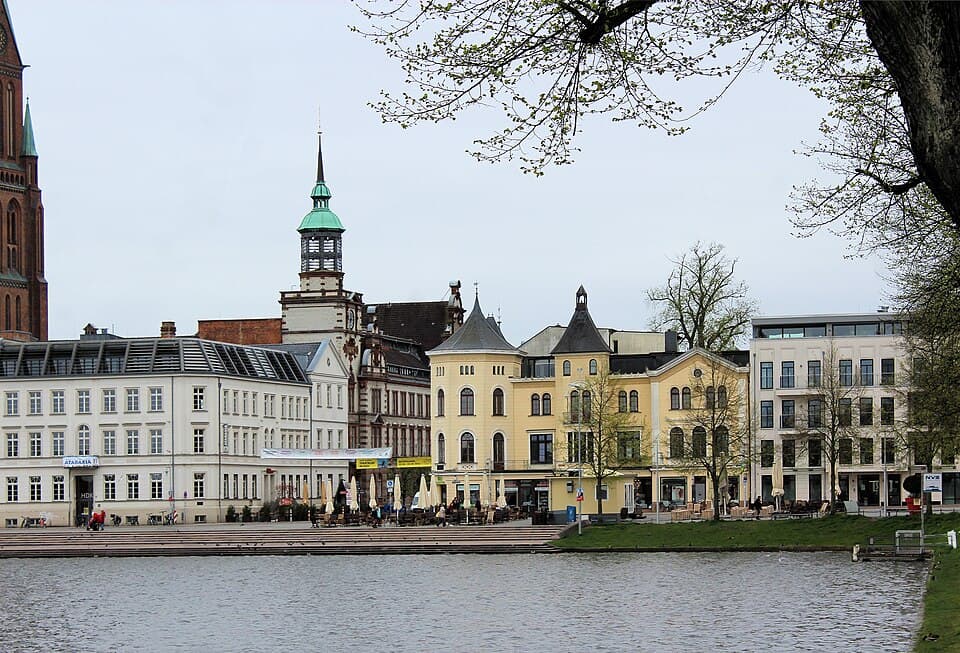 Pfaffenteich y casco antiguo