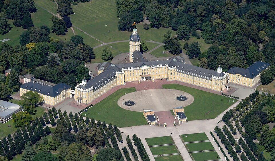 Karlsruhe محل