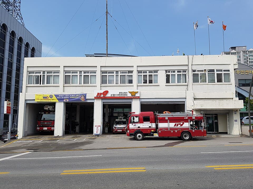 Callejón del dakgalbi de Myeongdong