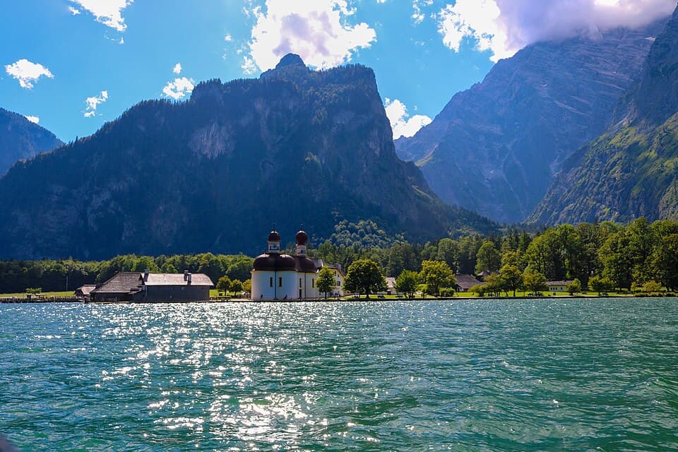 بحيرة Königssee وكنيسة القديس Bartholomä