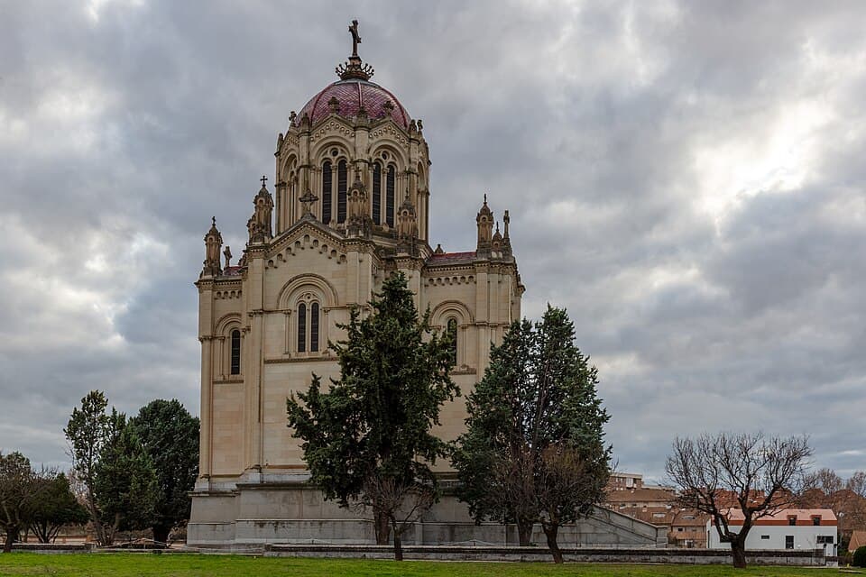 Panteón de la Duquesa de Sevillano