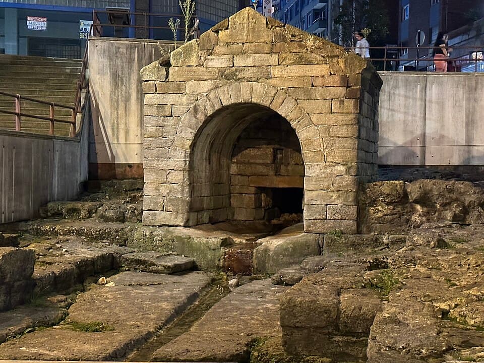 Fuente de Foncalada