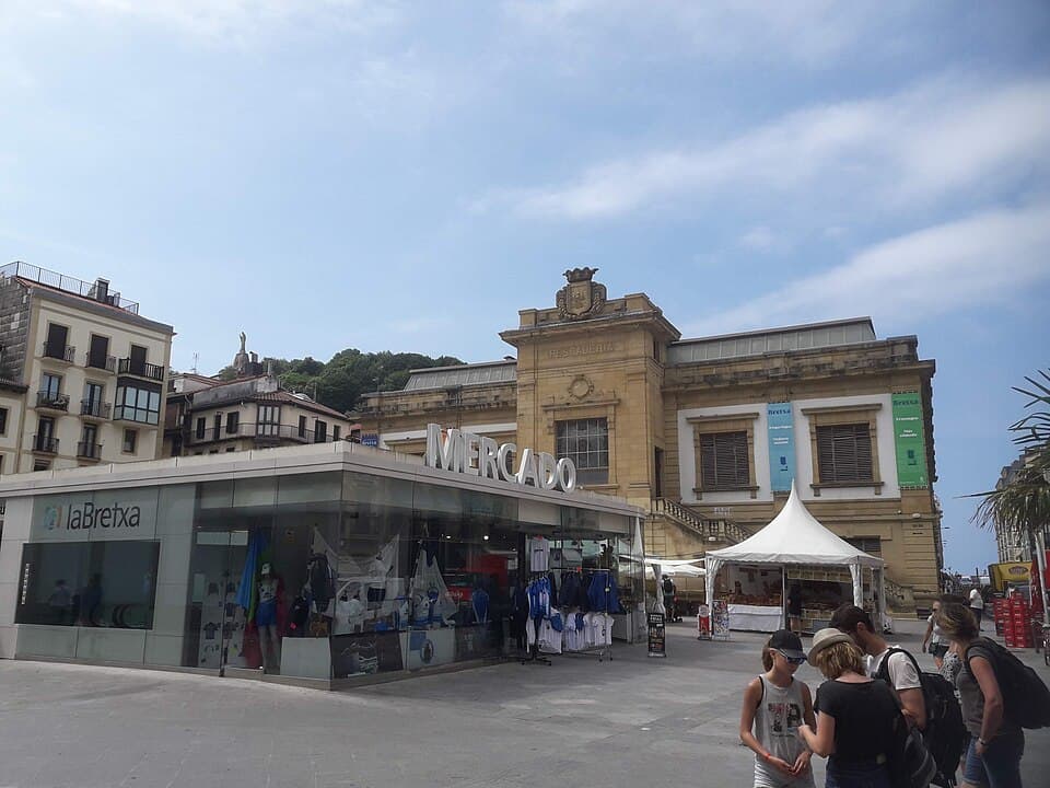Mercado de la Bretxa